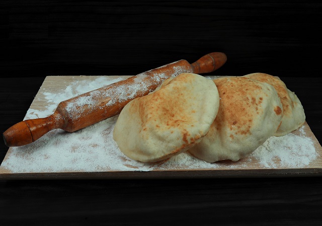 أحمد شاهين مخبوزات